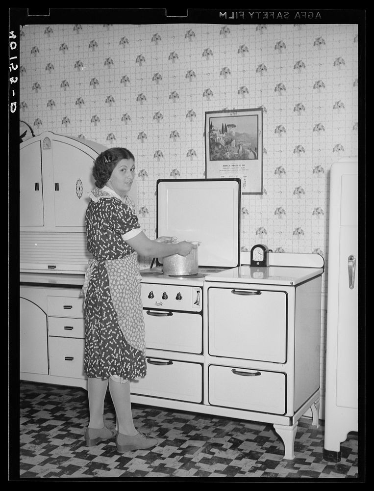 Lititz (vicinity), Lancaster County, Pennsylvania. Mrs. Paul Minnich in her kitchen on the farm of her father-in-law C.F.…
