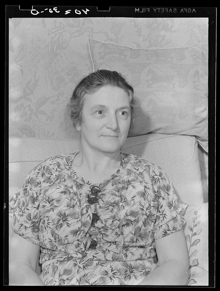 Lancaster County, Pennsylvania. Mrs. Royer. Sourced from the Library of Congress.