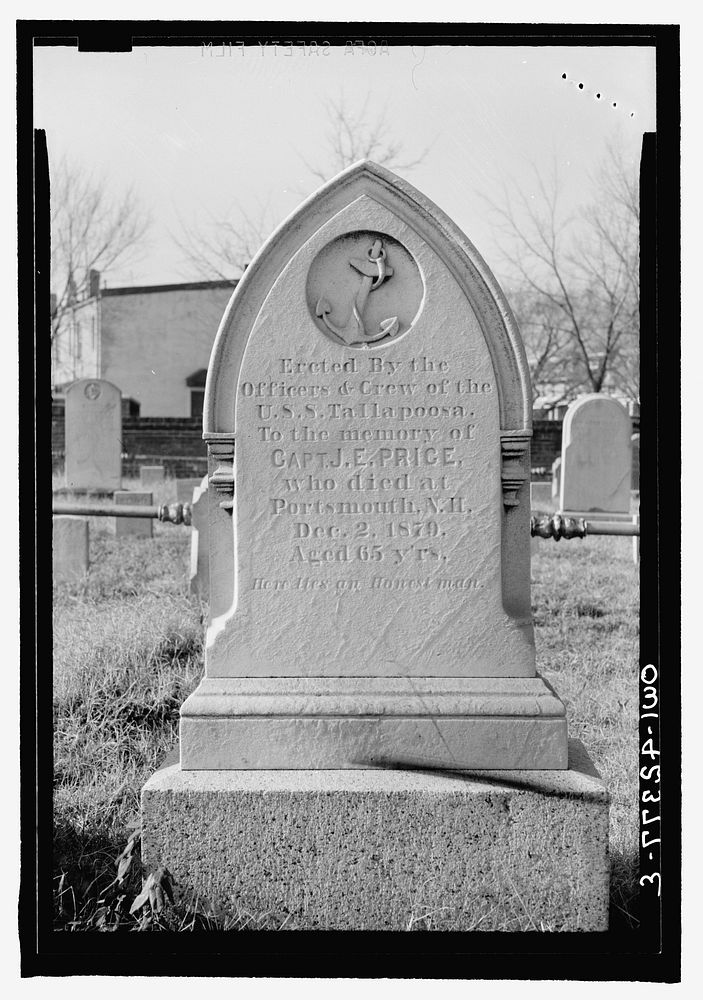 Washington, D.C. A monument in the Congressional cemetery. Sourced from the Library of Congress.