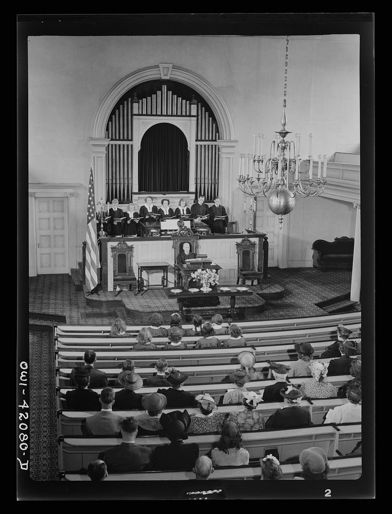 [Untitled photo, possibly related to: Southington, Connecticut. In church]. Sourced from the Library of Congress.