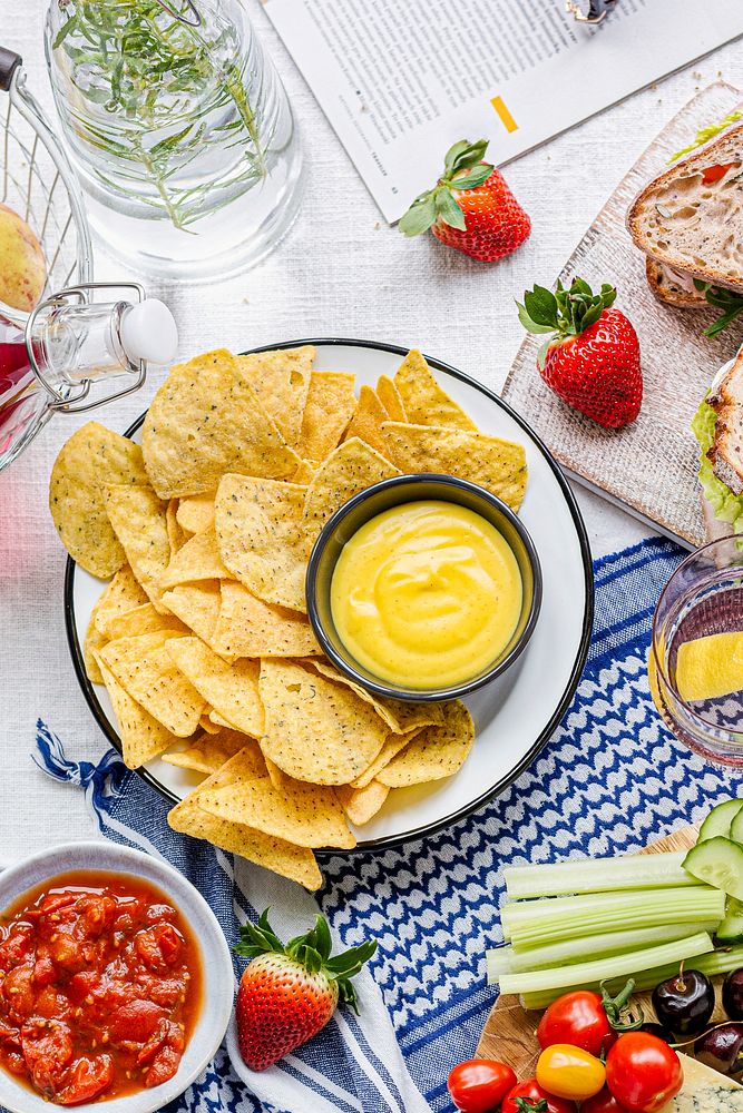 Tex mex picnic with tortilla chips 