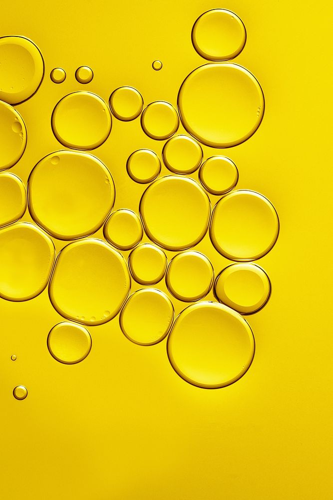 Yellow background oil bubble wallpaper