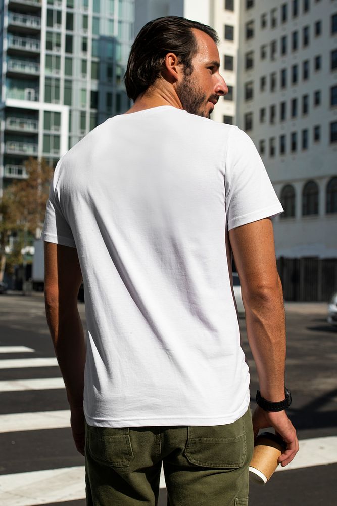 Printed back t-shirt mockup psd white minimal style men&rsquo;s streetwear