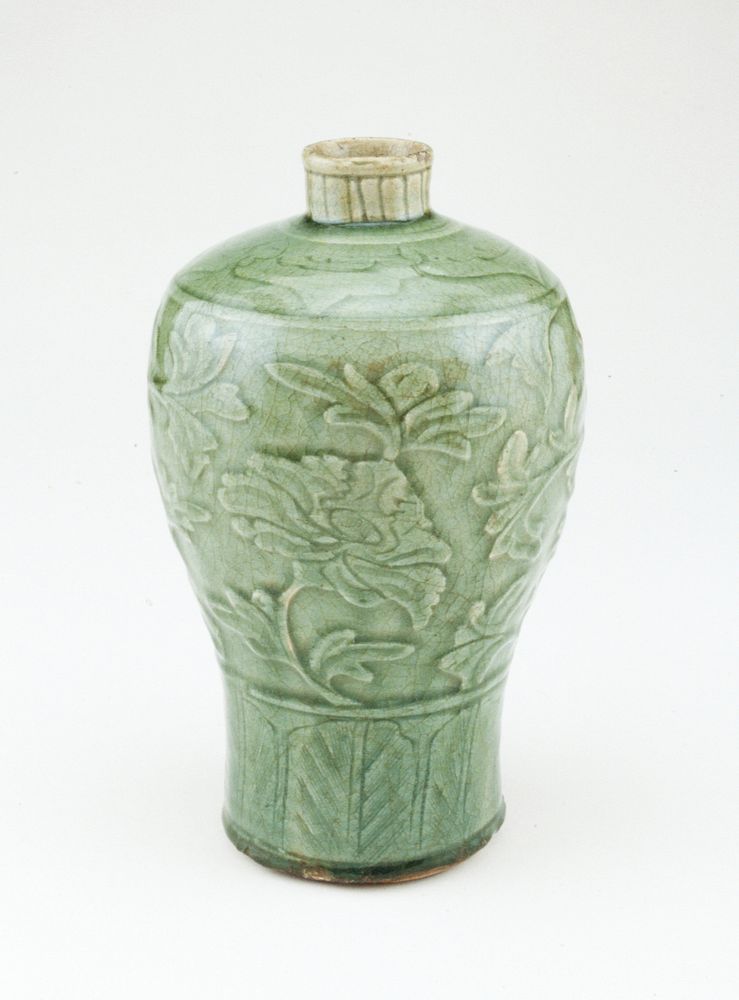 Celadon Meiping, ceramic, Ming. Original from the Minneapolis Institute of Art.