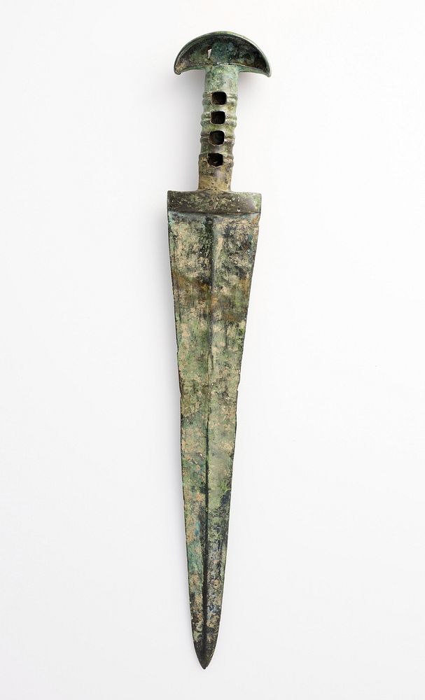dagger, double-edged. Arms and Armor-Edged Weapon. Original from the Minneapolis Institute of Art.