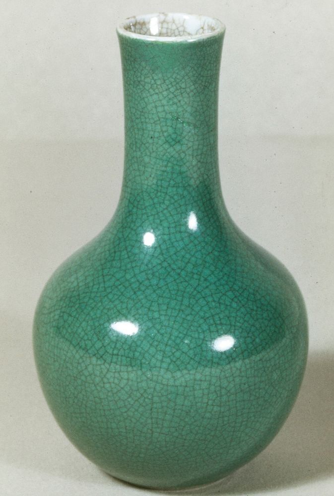 Bottle, crackle, cucumber green. Original from the Minneapolis Institute of Art.