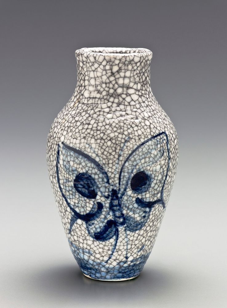 Vase, manufacturer Chelsea Pottery U. S., Designer Hugh C. Robertson