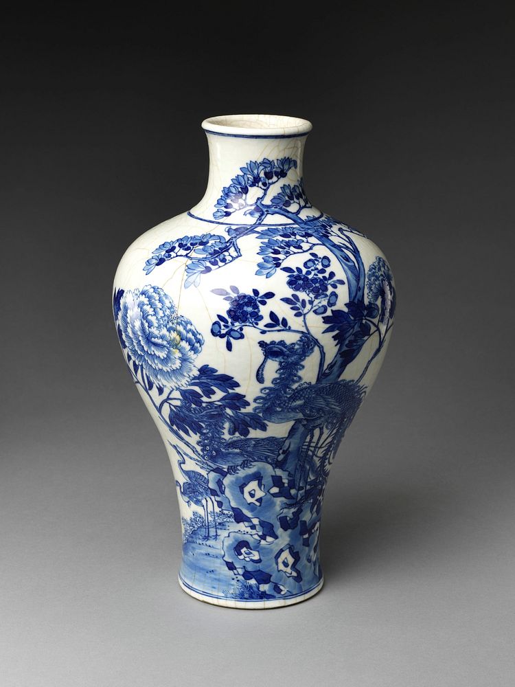 Vase decorated with auspicious animals, China