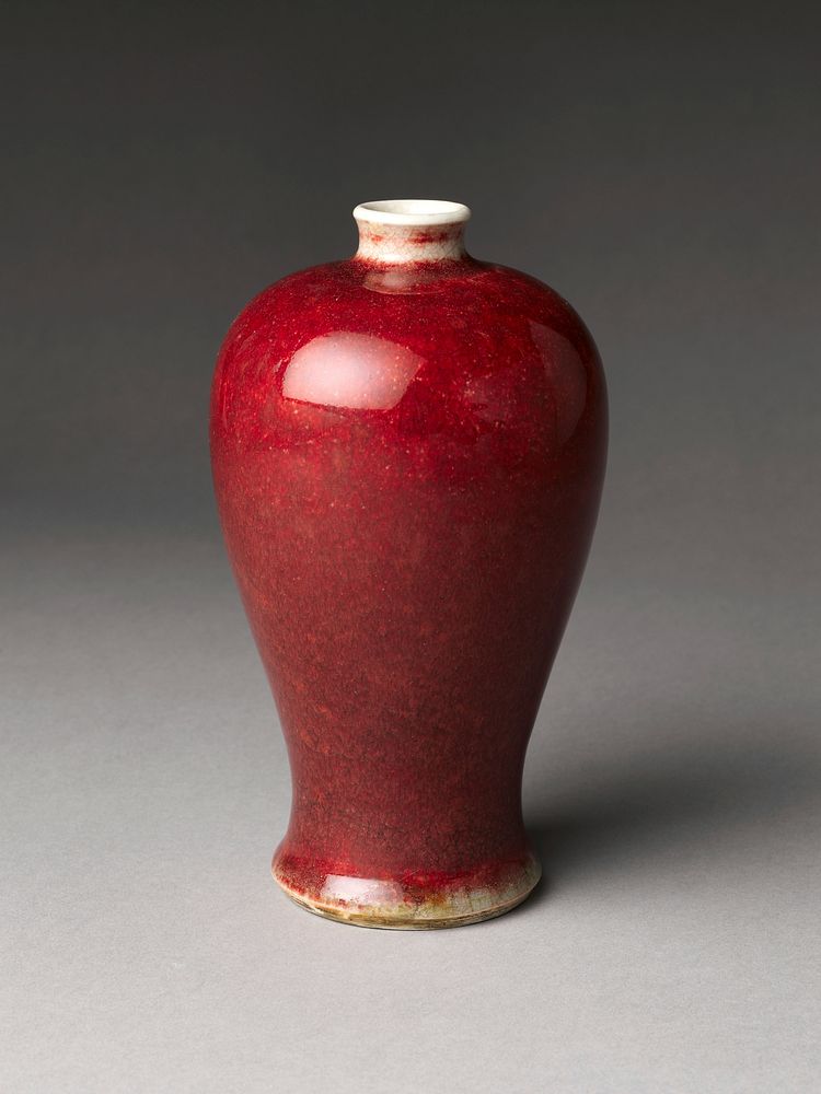 Vase in Meiping Shape