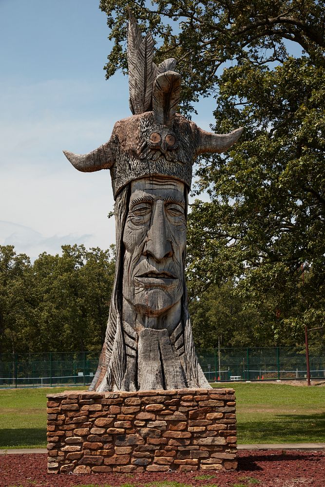                         "Wacinton," one of Hungarian-born artist Peter Toth's "Whispering Giants" hand-chisled carvings     …