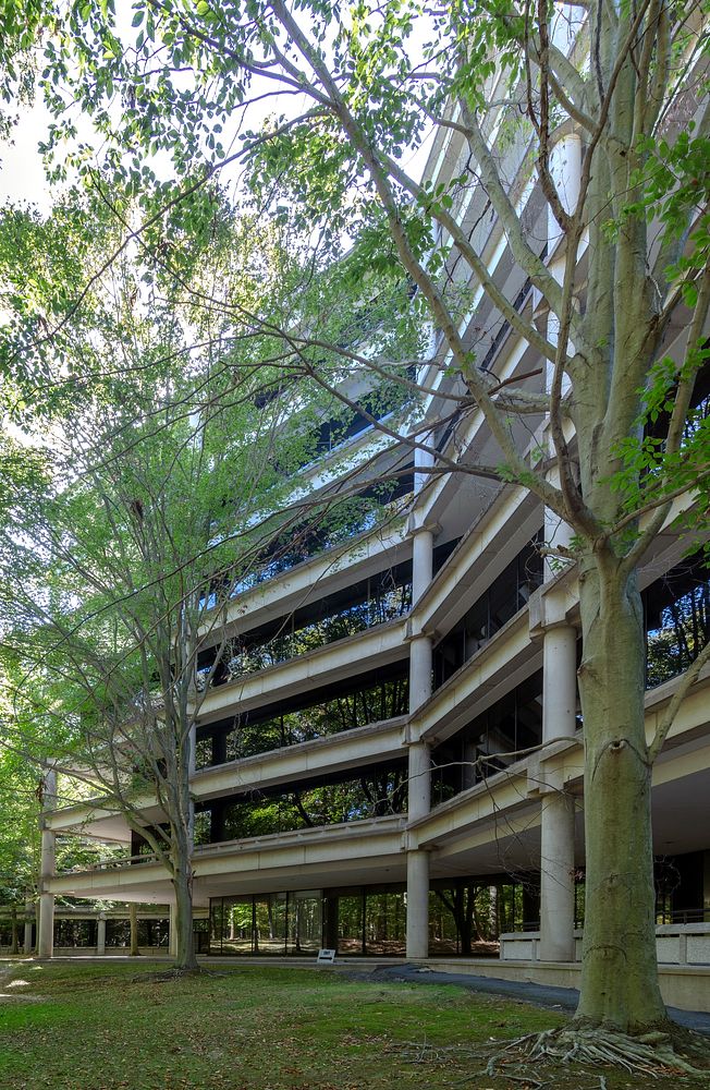                         The John Wesley Powell Building and U.S. Geological Survey National Center is located in Reston…