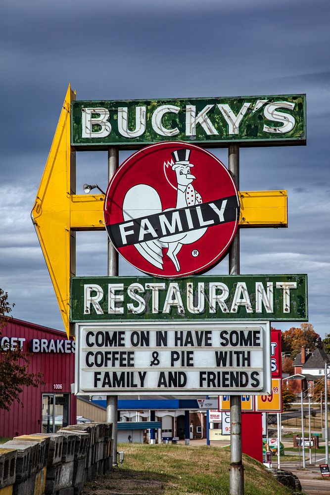                         Sign for Bucky's Restaurant in Columbia, Tennessee                        
