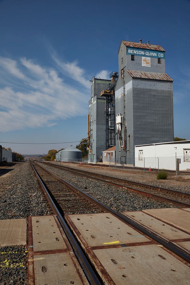                         The Benson-Quinn Co. grain elevator, along railroad tracks in Jamestown, North Dakota               …