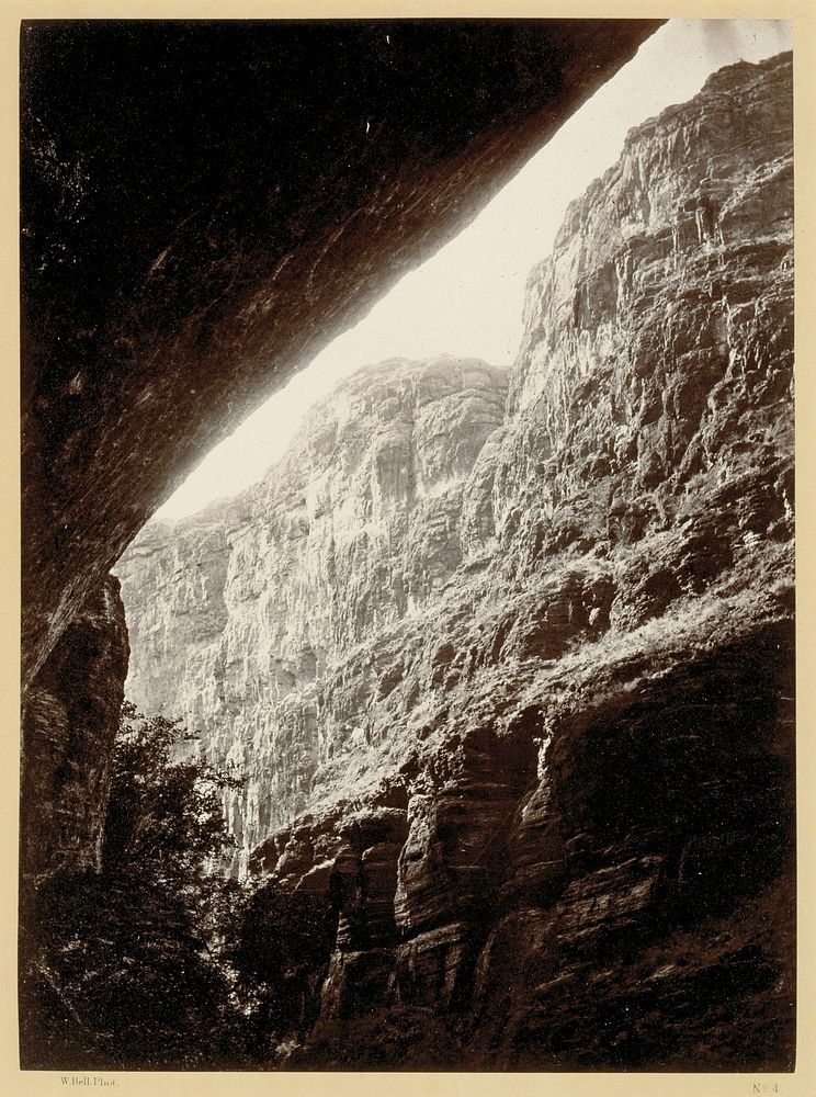 Cañon of Kanab Wash, Colorado River, Looking South