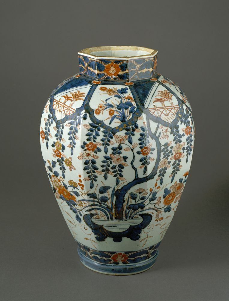 Octagonal Jar with Design of Cherry Trees, Peonies, and Chrysanthemums