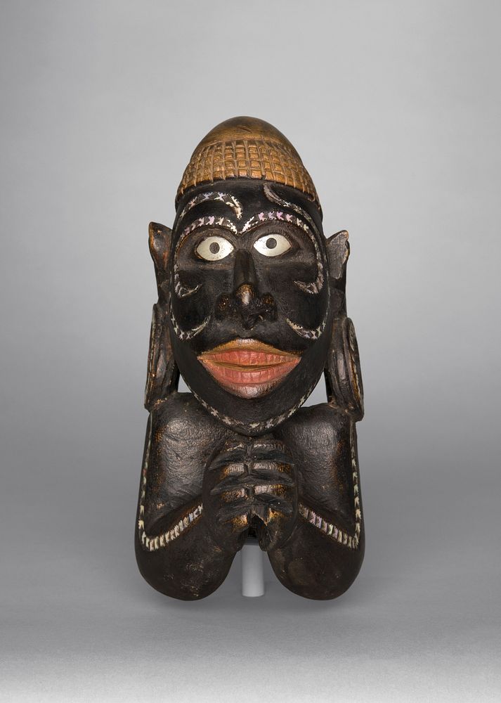 Canoe Prow Figurehead (nguzu nguzu or toto isu) (late 19th to early 20th century) sculpture in high resolution by anonymous. 
