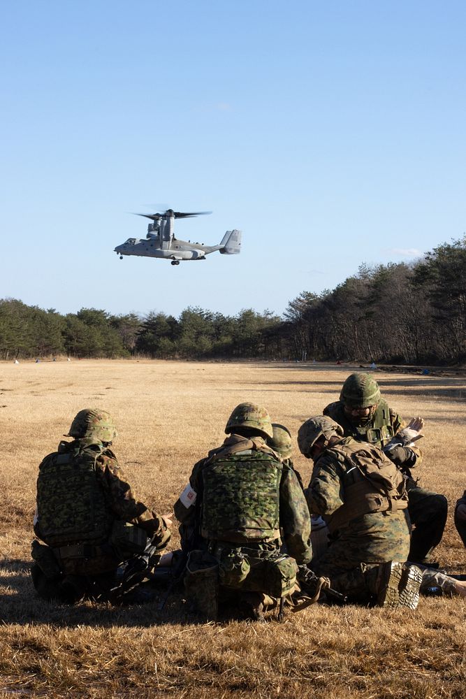 Resolute Dragon 21 Mass Casualty Drill 211214-M-TA826-0207Soldiers from the Japan Ground Self-Defense Force and U.S. Sailors…