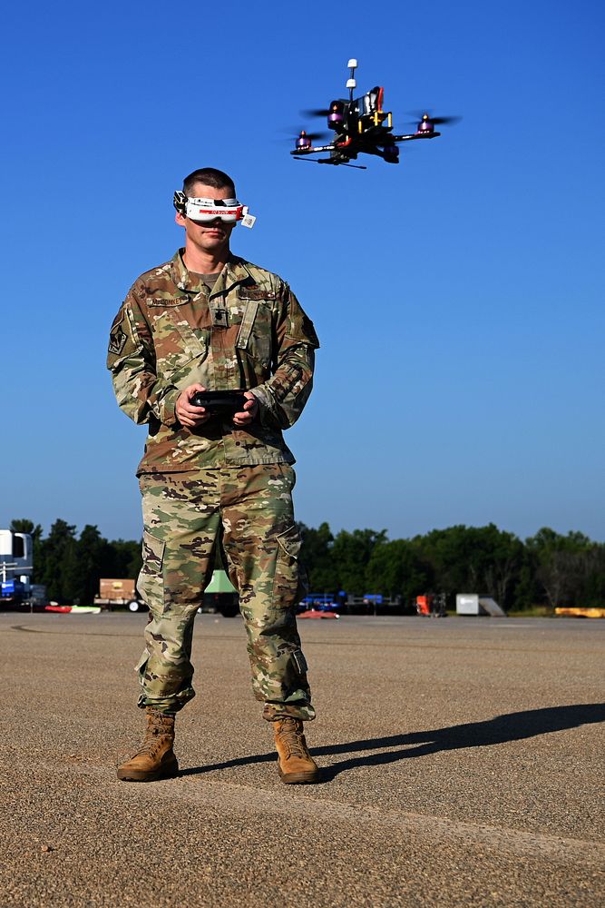 South Carolina Air National Guard Conducts Drone Fly Over of Runway ConstructionU.S. Air Force Lt. Col. Alvin McConkey…