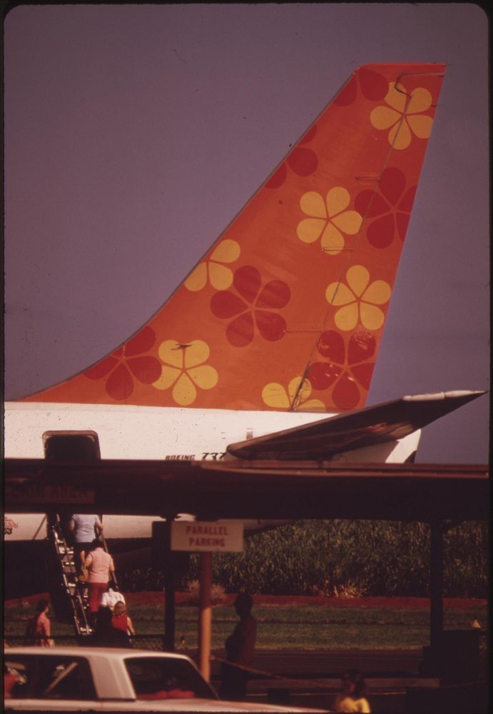 Aloha Airlines in one of the two major airlines connecting the islands. Original public domain image from Flickr