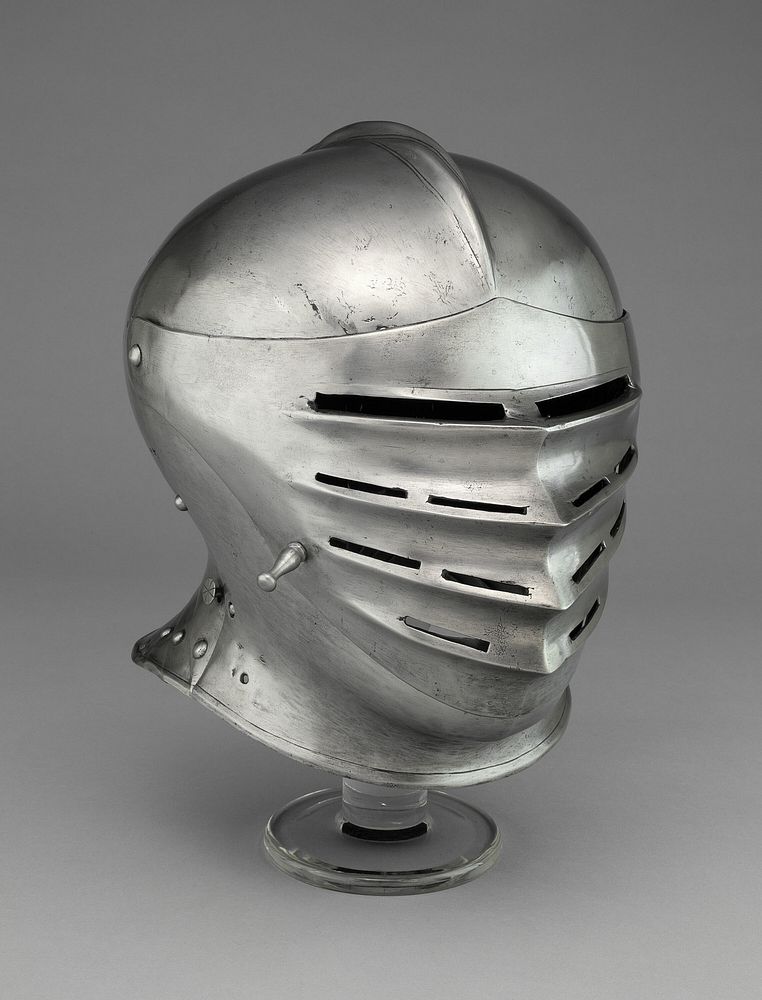 Close Helmet