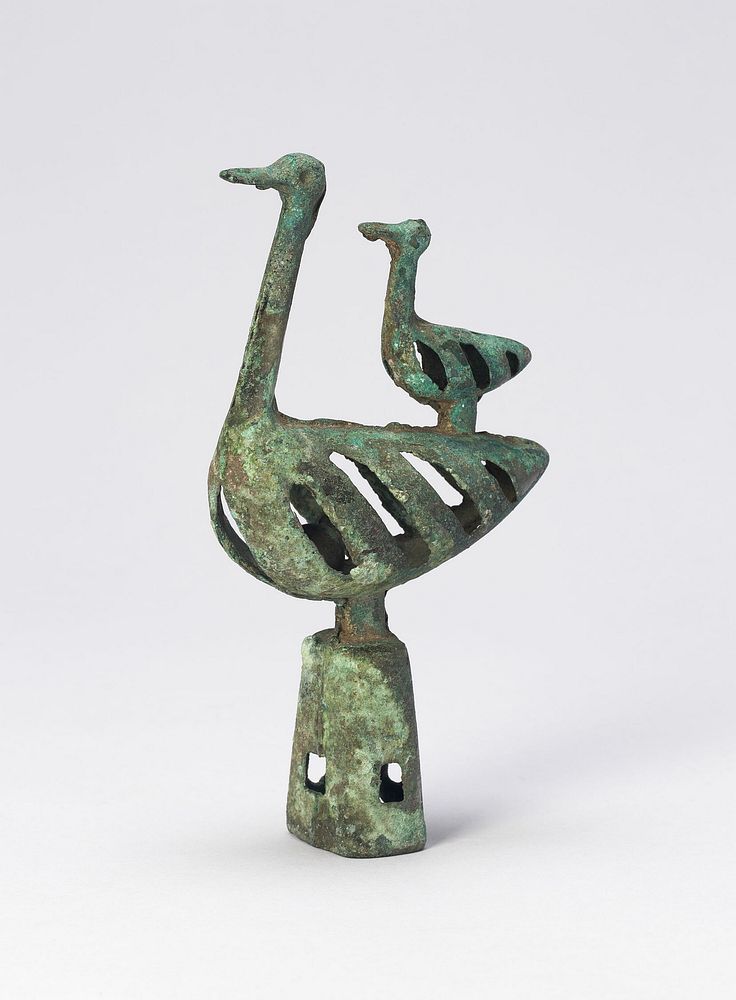 Pole Top with Double Bird-Shaped Bell (one of pair)