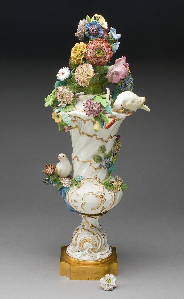 Vase by Meissen Porcelain Manufactory (Manufacturer)