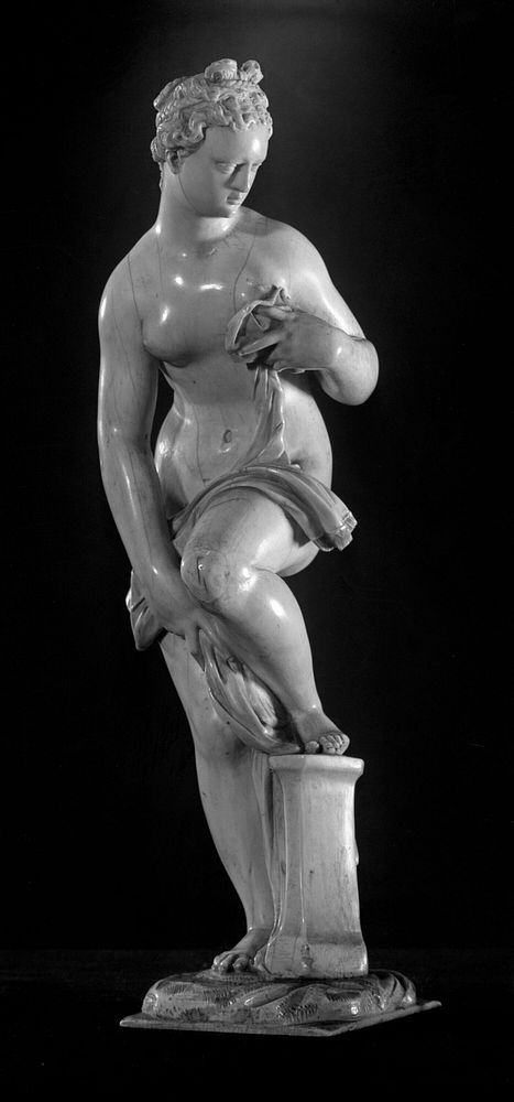 Woman Bathing by Giovanni da Bologna (Artist (original))