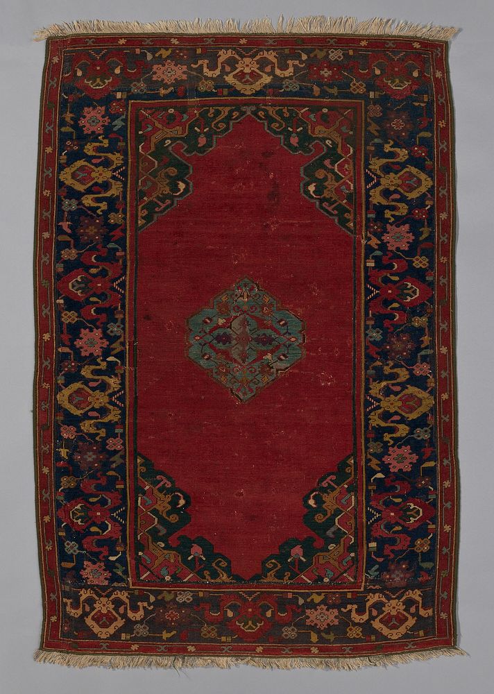 Carpet (Ushak double-ended prayer rug)