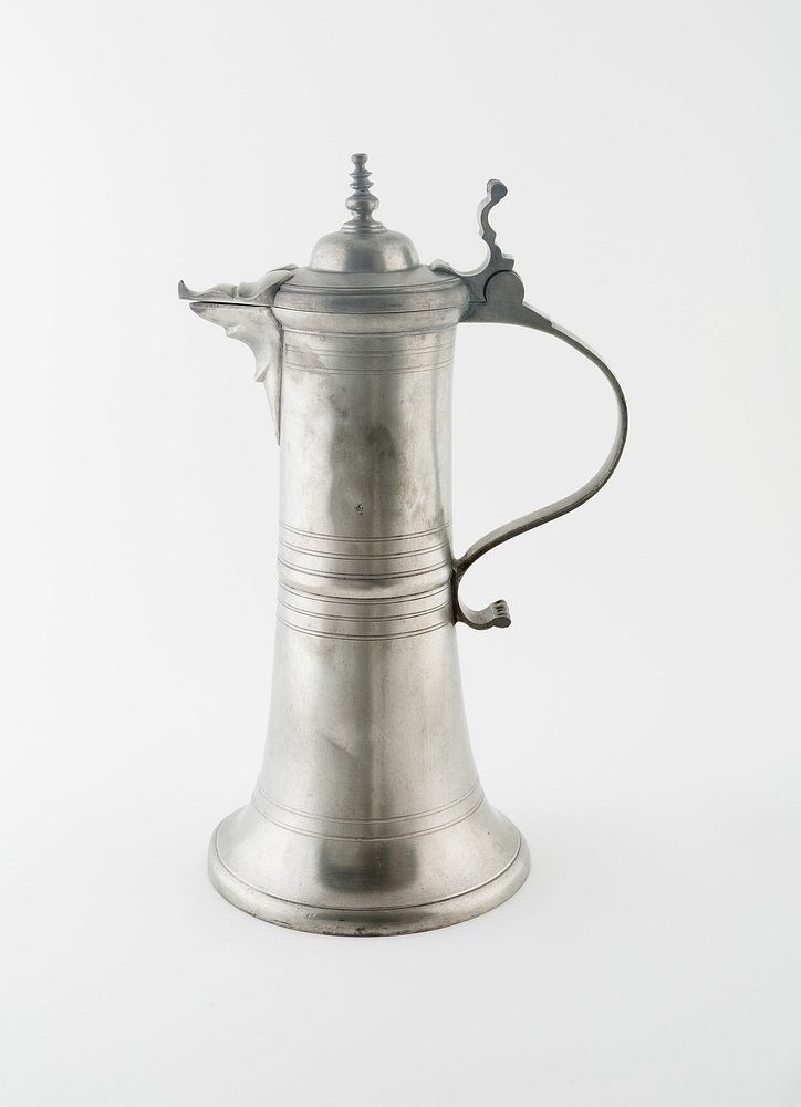 Covered Flagon with Spout by Andreas Wirz