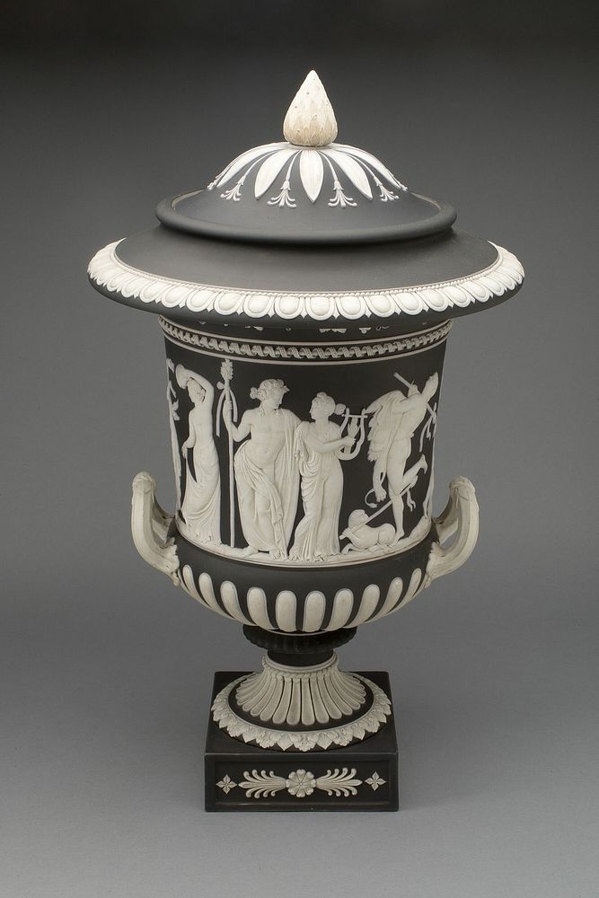 Borghese Vase Wedgwood Manufactory (Manufacturer) | Free Photo - rawpixel