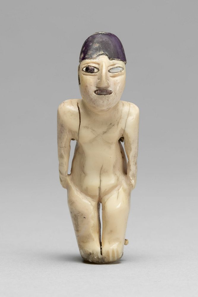 Female Figurine by Nazca