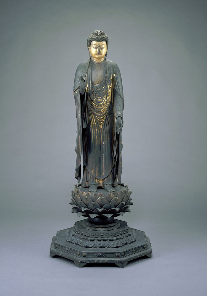 Standing Amitābha Buddha (mokuzō Amida Nyorai ryūzō)