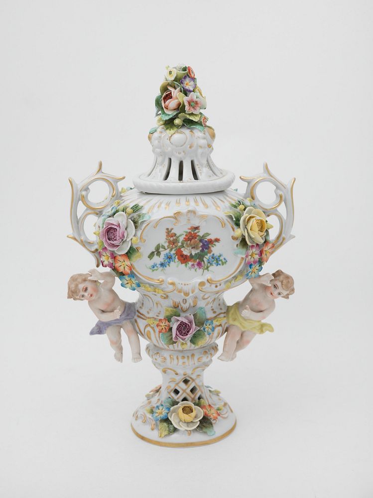 Potpourri vase