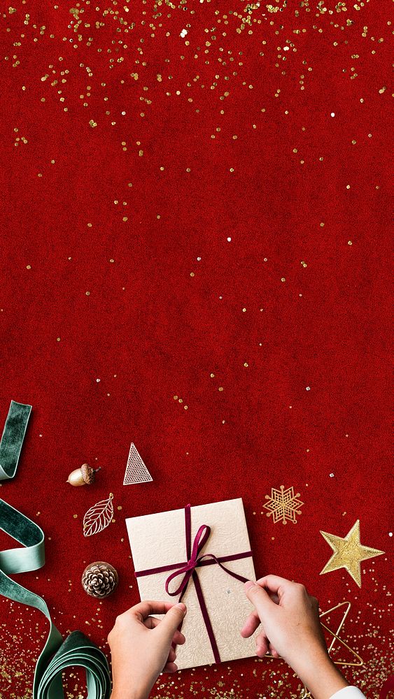 Red Christmas aesthetic iPhone wallpaper