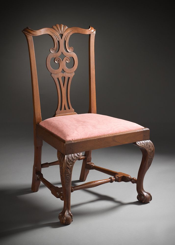 Side Chair with Scroll Splat and Stretchers