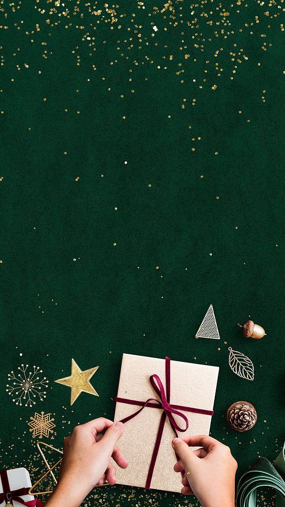 Green Christmas aesthetic iPhone wallpaper