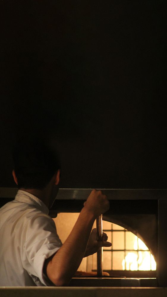 Charcoal stove baking iPhone wallpaper, chef job & career image