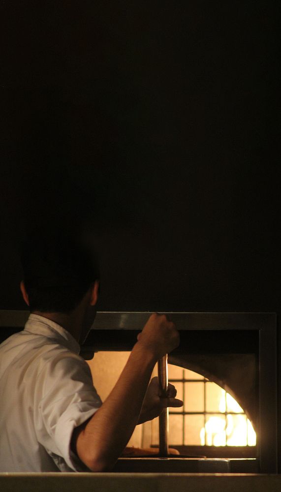 Charcoal stove baking iPhone wallpaper, chef job & career image