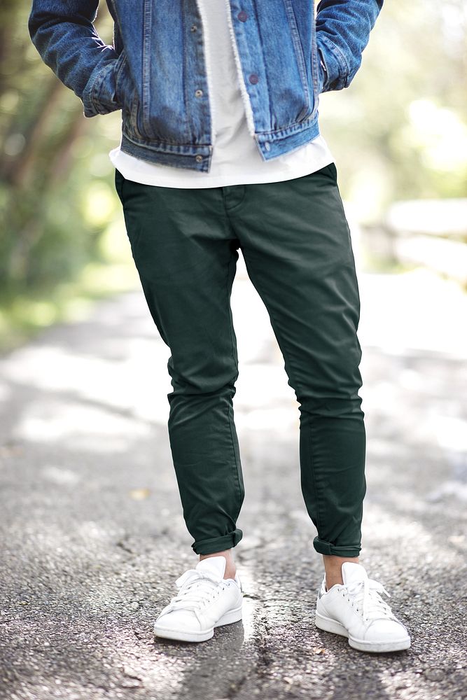 Men's green pants with white sneakers