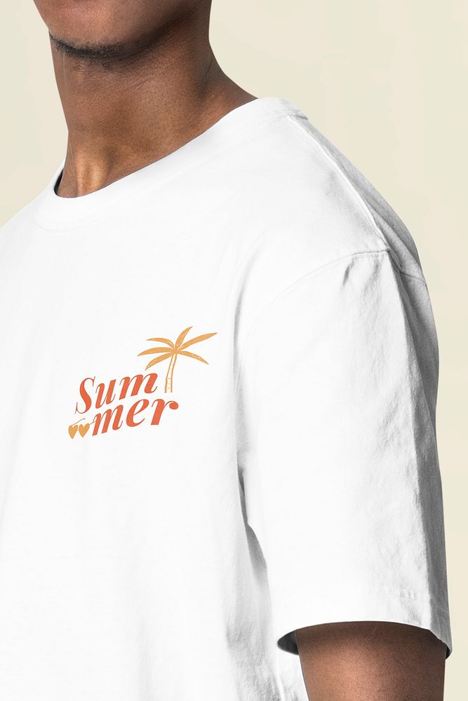Men&rsquo;s t-shirt mockup psd with summer logo apparel