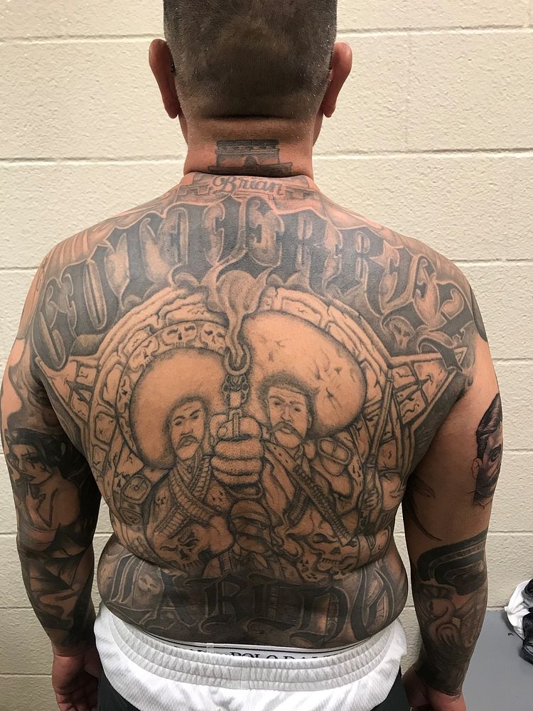 Laredo Sector Border Patrol Agents Arrest Gang Member