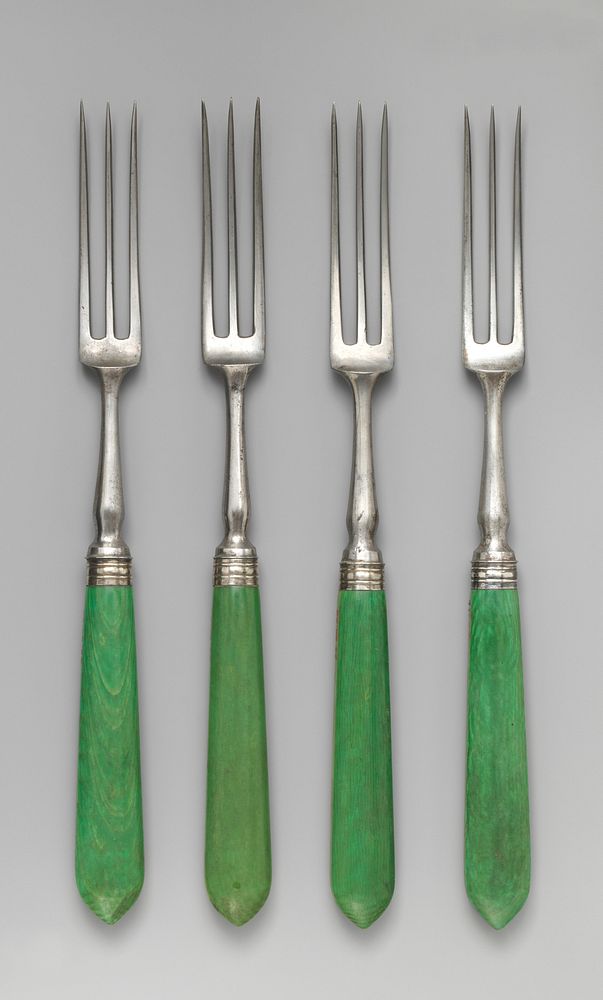 Set of three forks
