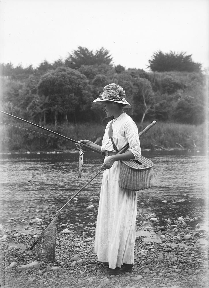 A Fair Fisher (01 January 1913) by Leslie Adkin.