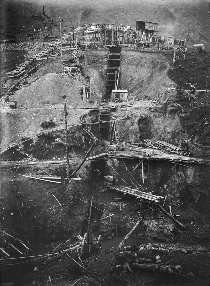 Excavation of dam foundations - Tokomaru Valley (23 November 1922) by Leslie Adkin.