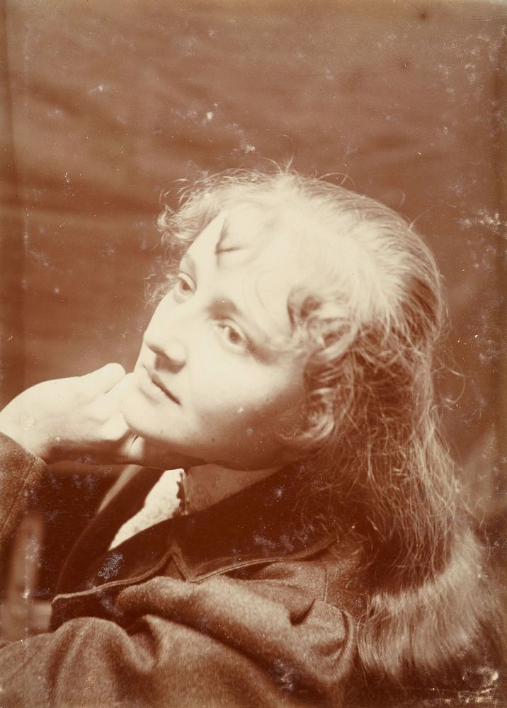 Untitled [Portrait of unidentified woman] (circa 1900-1901) by Zak Joseph Zachariah.