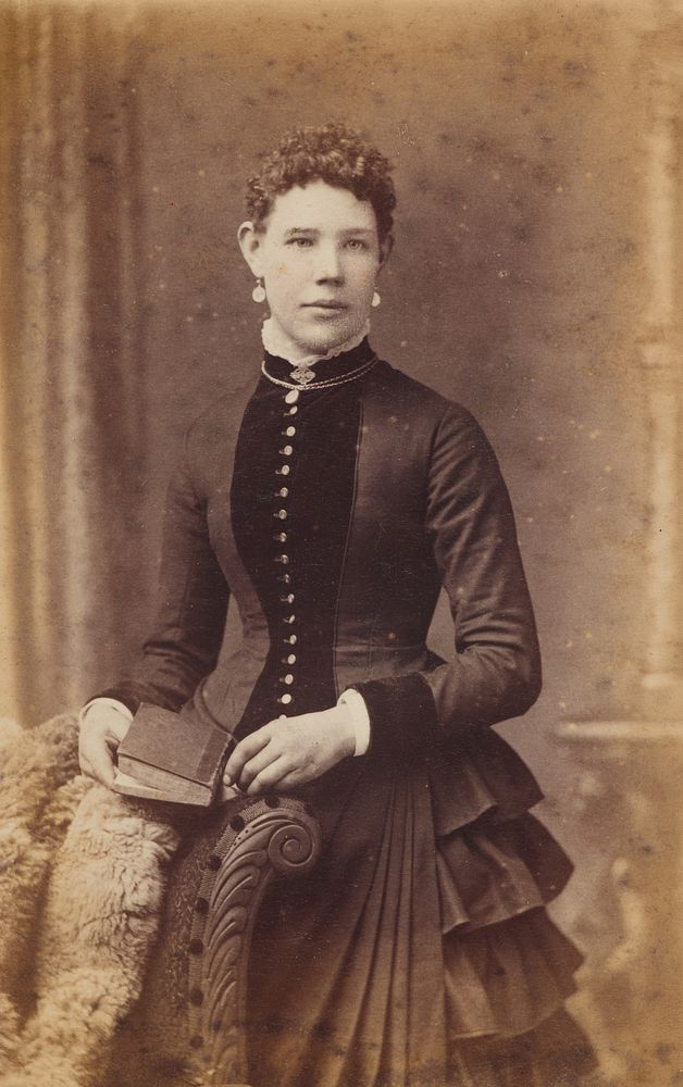 Young woman.  From the album: McDonald family carte-de-visite album. (1885-1906) by Alexander Finlayson.