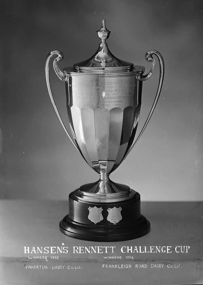 Hansen's (Hansell's) Rennett Challenge Cup (1934) by William Oakley.