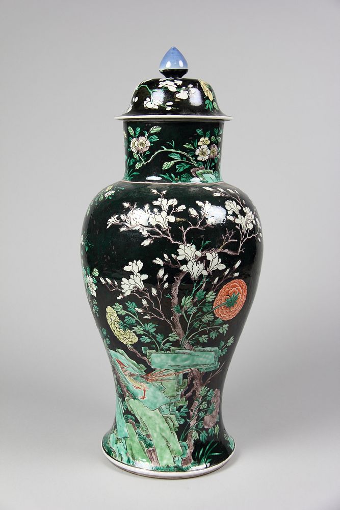 Covered jar with birds and flowers