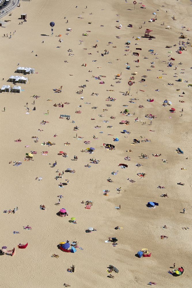 Crowd on each sand photo. Free public domain CC0 image.