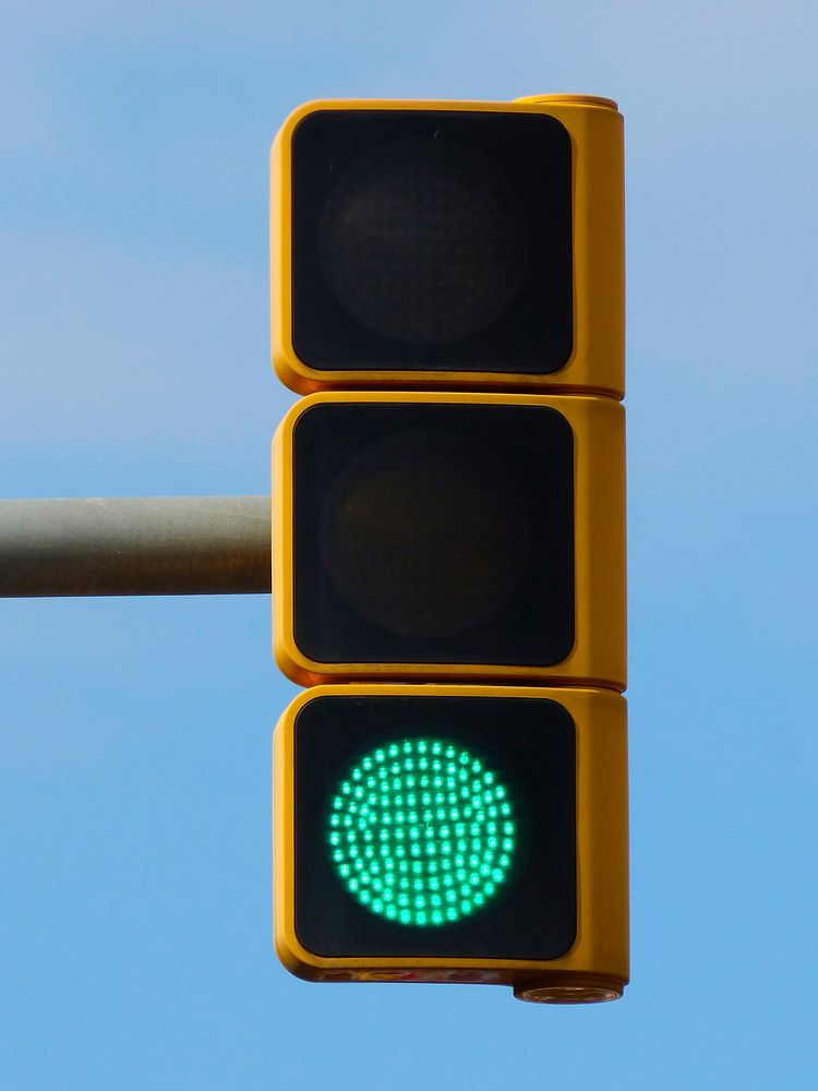 Green traffic light. Free public domain CC0 image.